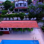 Karaca ホテル
