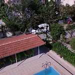 Karaca 3*