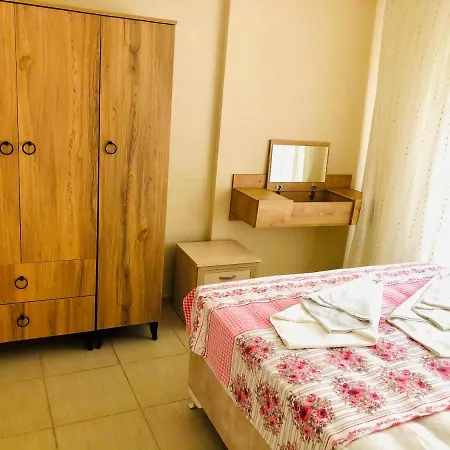 Karaca Hotel