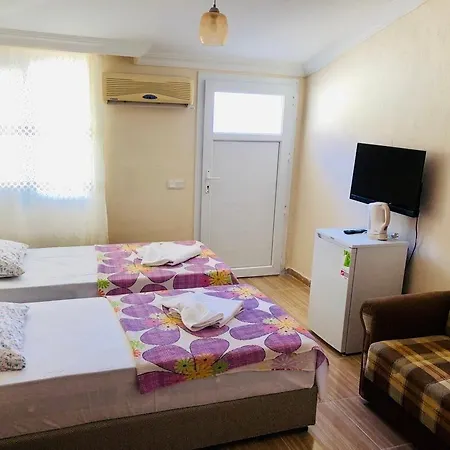 Karaca Hotel