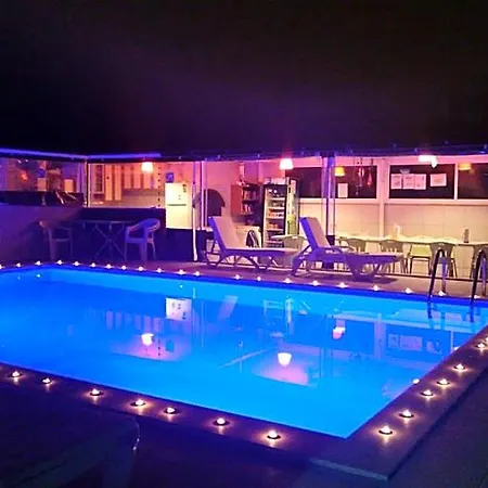 Karaca Hotel 3*