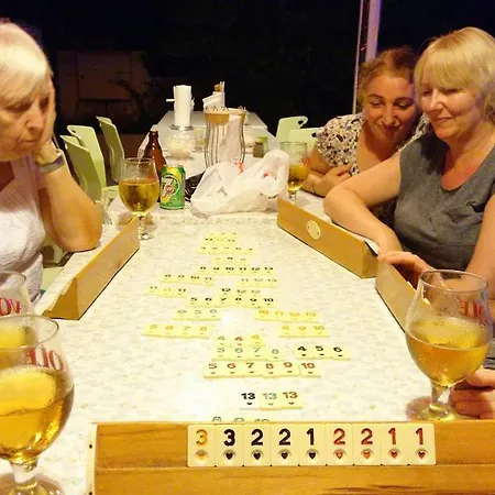 Hotel Karaca 3*