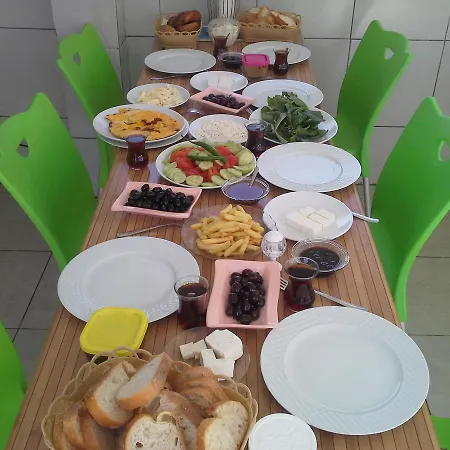 Karaca Szálloda
