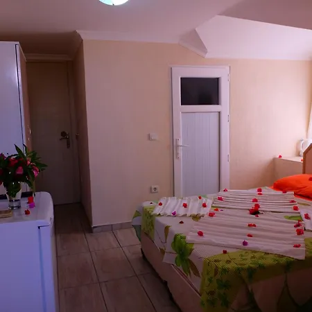 Ξενοδοχείο Karaca Dalyan