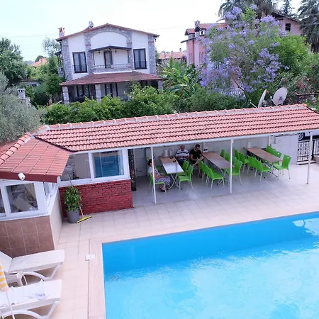 Hotel Karaca